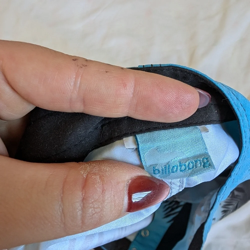 5/$20 🏄‍♀️ Billabong Board Shorts Y2K Style Medium - Picture 5 of 7